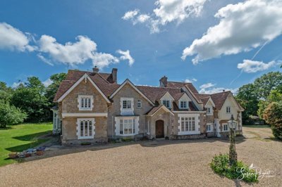 Property on Stonepitts Close, PO33 3NH