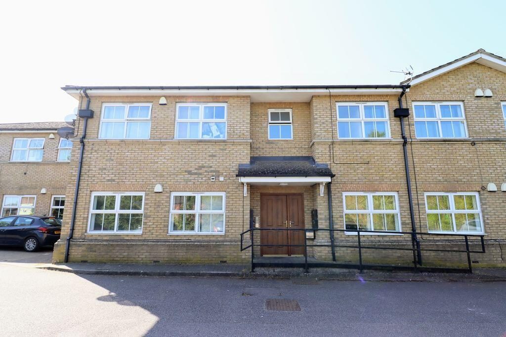 Property main image