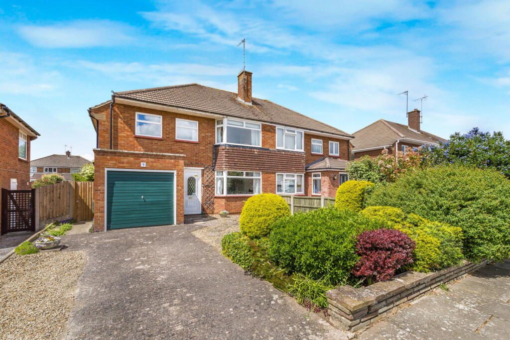 Property main image