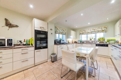 Property on Hargon Lane, NG24 2NP