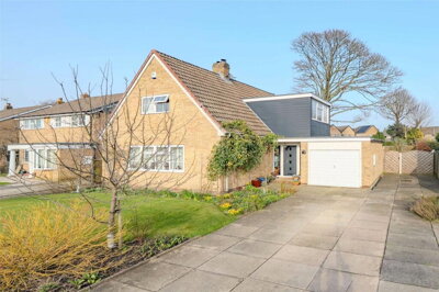 Property on Shadwell Park Avenue, LS17 8TL