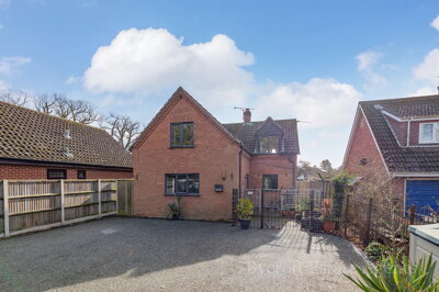 Property on NR29 3AA