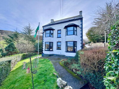 Property on Llanrwst Road, LL32 8HP