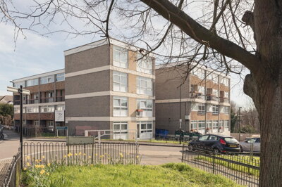 Property on Hensford Gardens, SE26 6JG