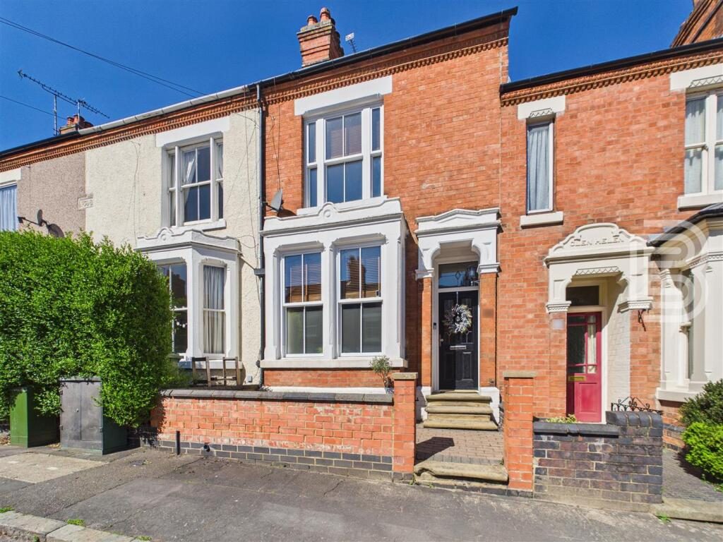 Property main image