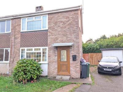 Property on Wainbridge Crescent, BS35 4LJ