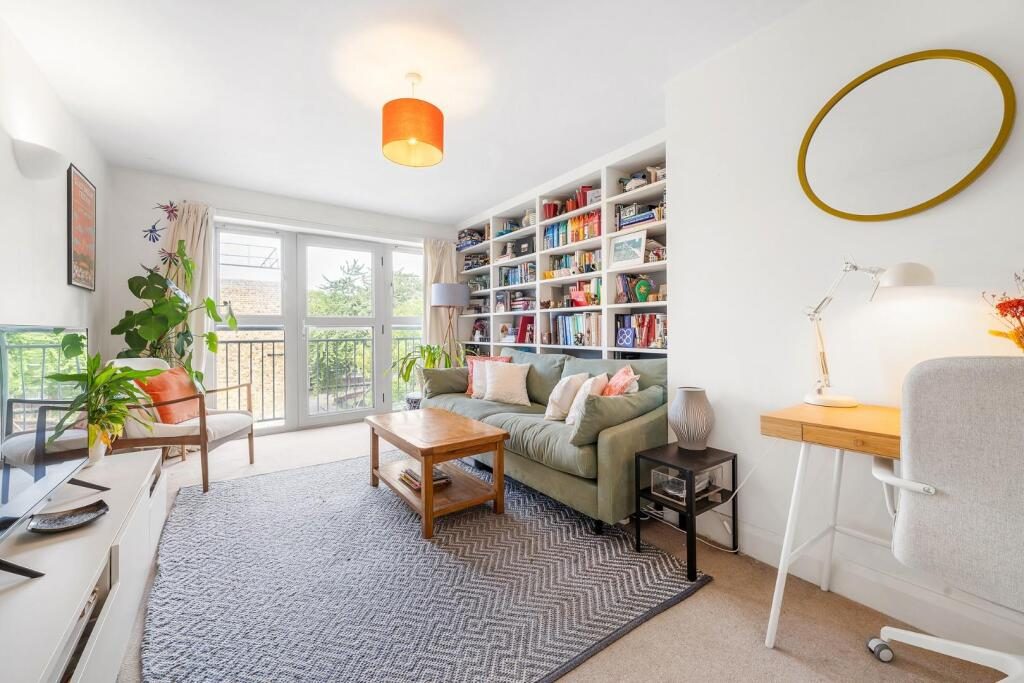 Property main image