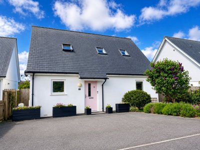 Property on Elm Close, TR7 2LN