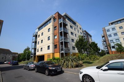 Property on Groombridge Avenue, BN22 7FG