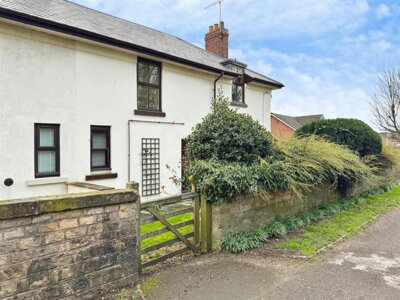 Property on High Road, S81 9EB