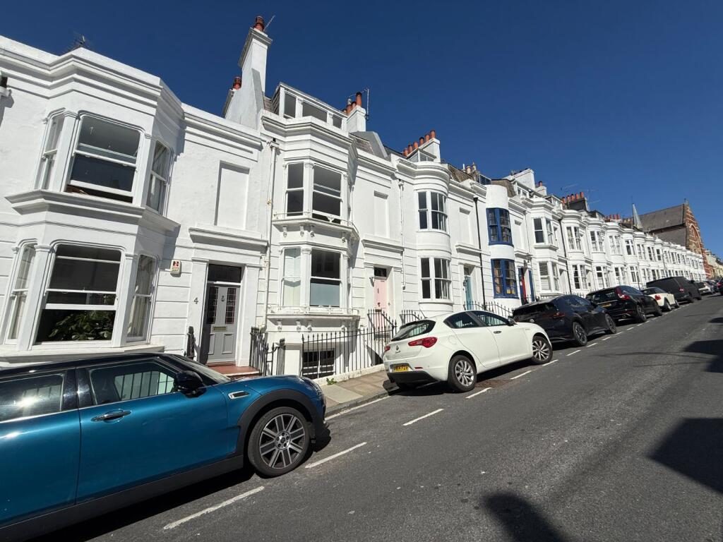 Terraced House