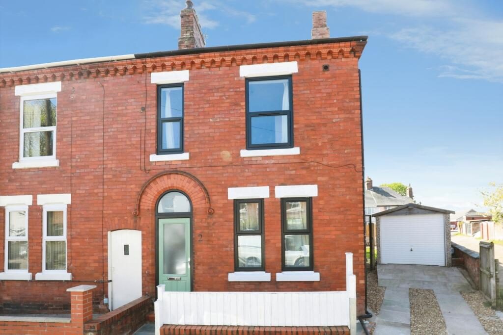 Terraced House