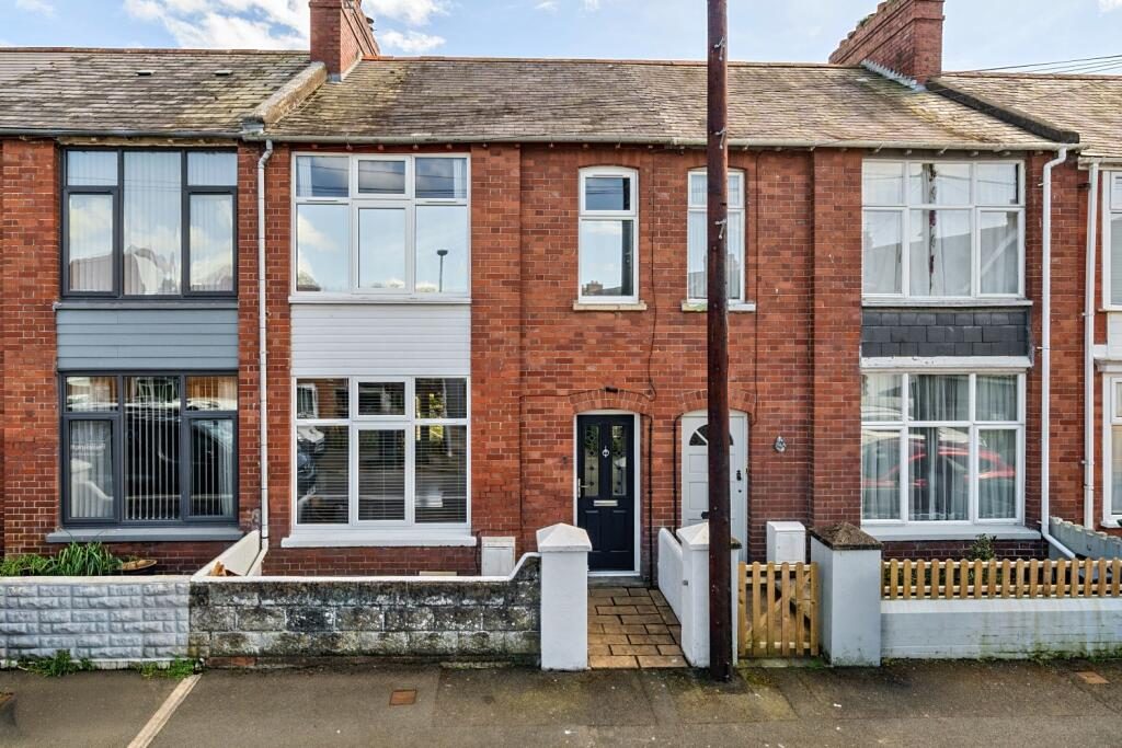 Terraced House