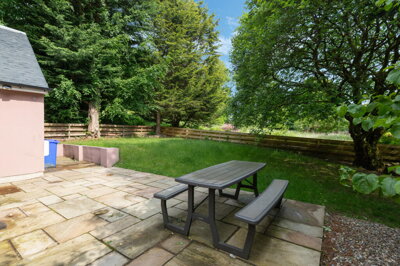 Property on Smithy Loan, FK15 0HQ