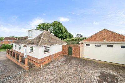 Property on Welton Road, NN11 0PQ