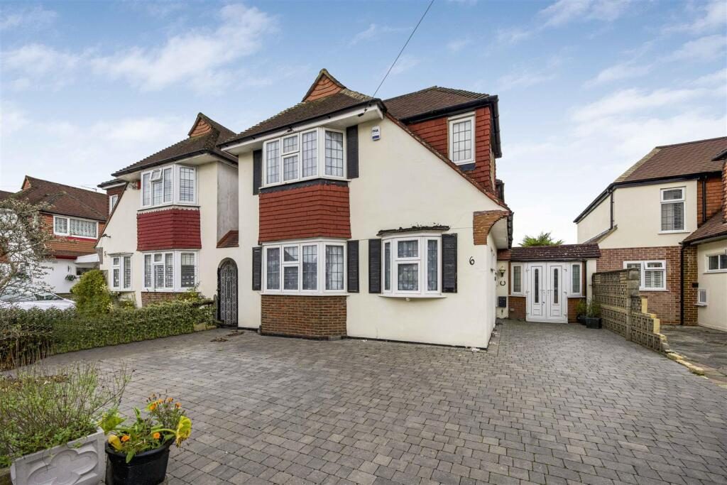 Property main image