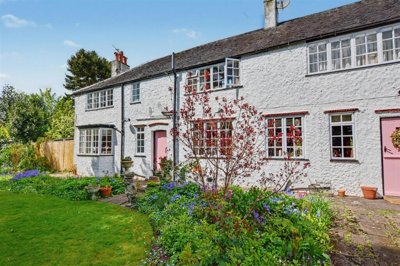 Property on Peache Way, NG9 3DR