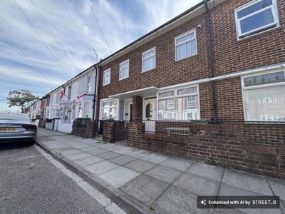 Property on Bath Road, PO4 0HU