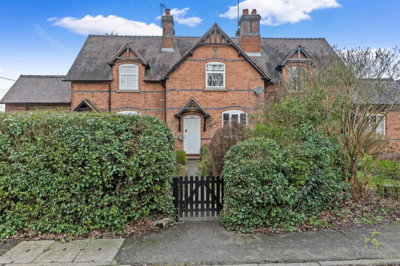 Property on Church Lane, WR8 9DE