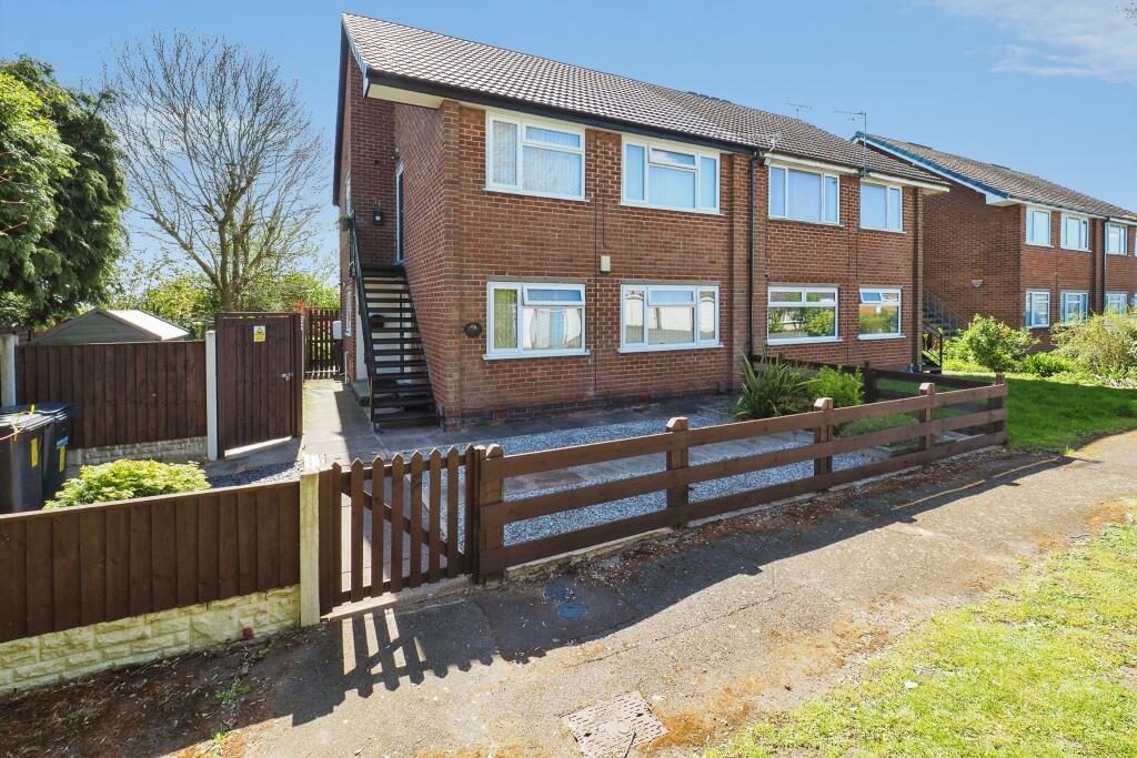 Ground Maisonette