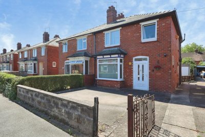 Property on Harris Road, LN6 7PN