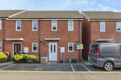 Property on Stret Lowarth, TR8 4GF