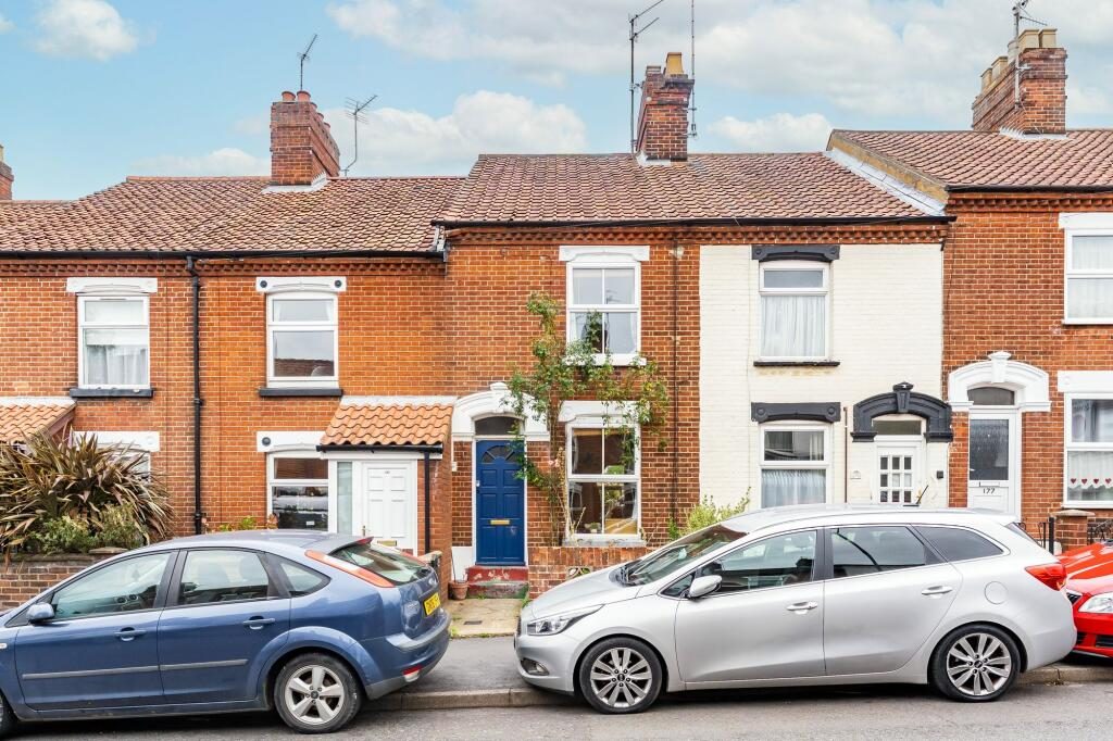 Property main image