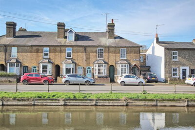 Property on London Road, SG12 9LY