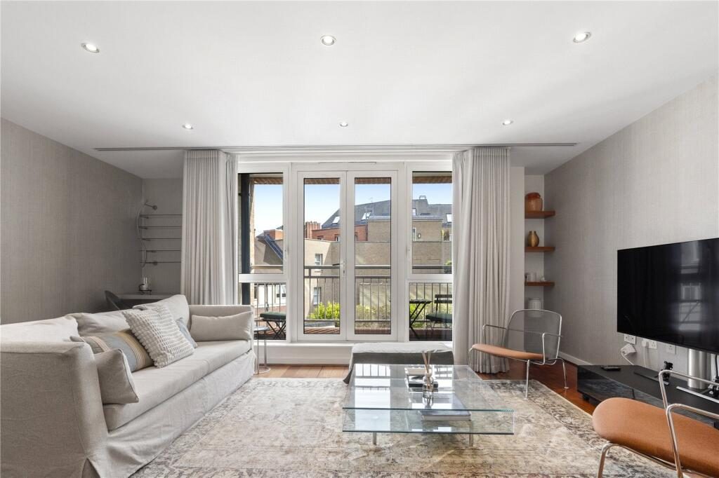 Property main image