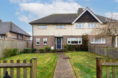 Property on Tilburstow Hill Road, RH9 8LX