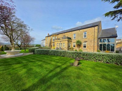 Property on Dark Lane, S70 6RZ