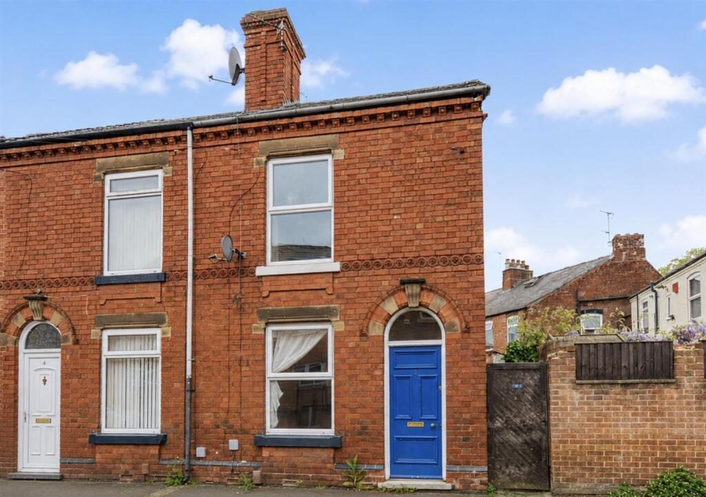 Terraced House