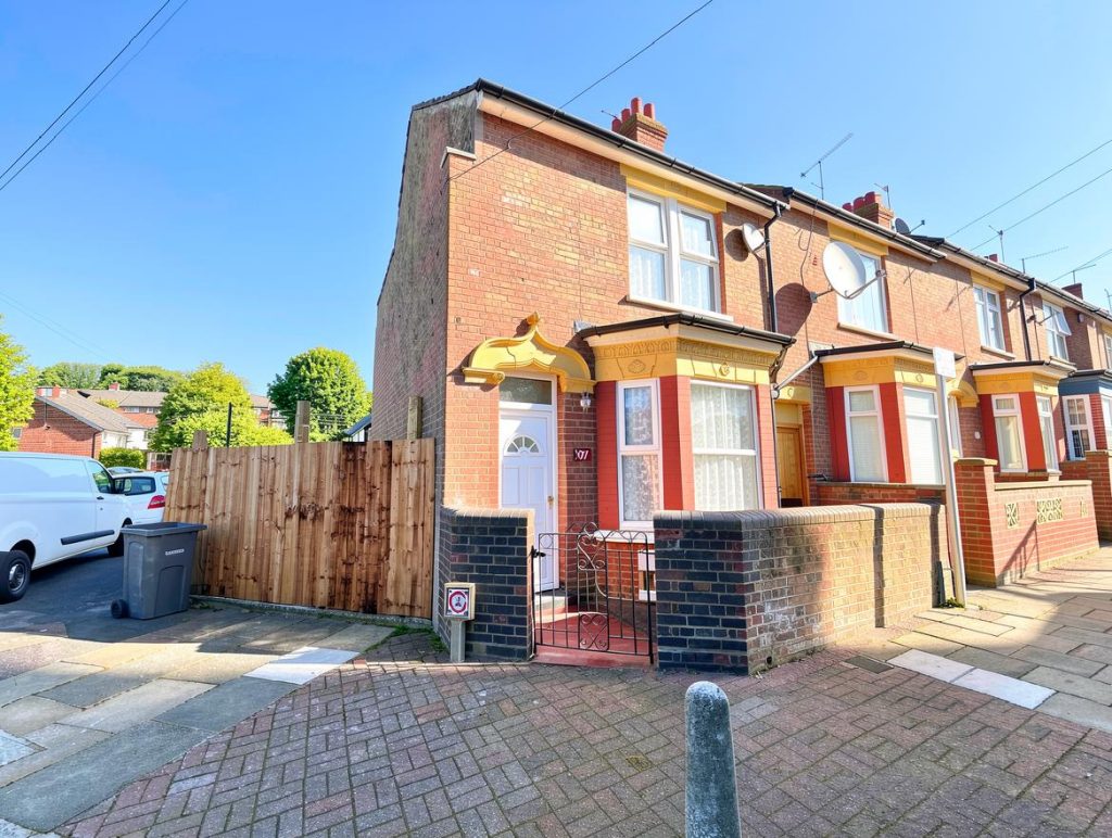 Terraced House