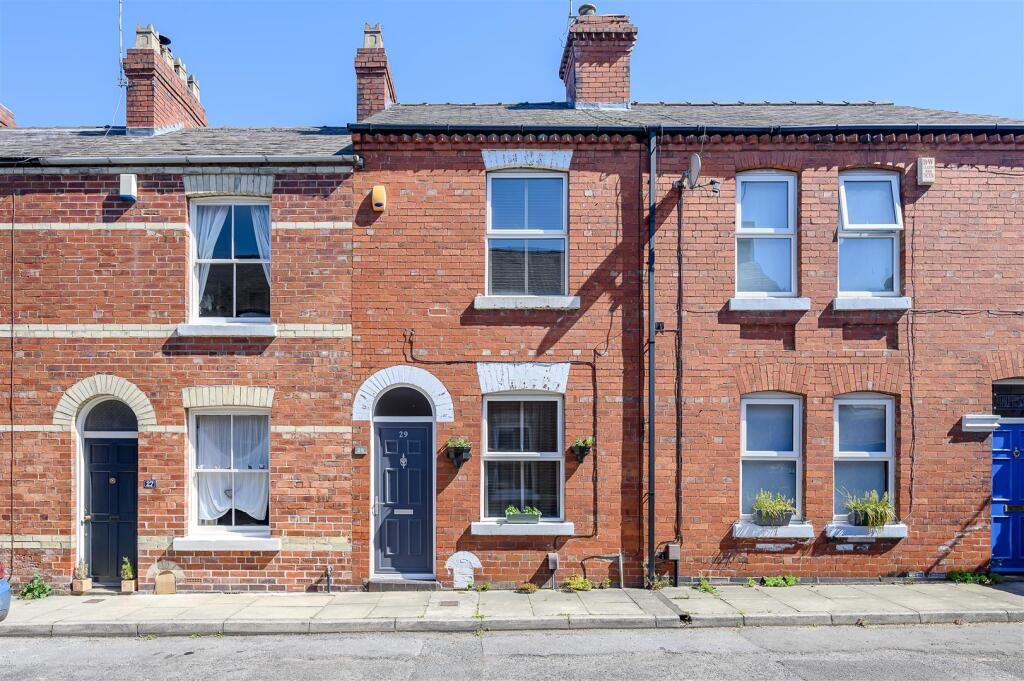 Property main image