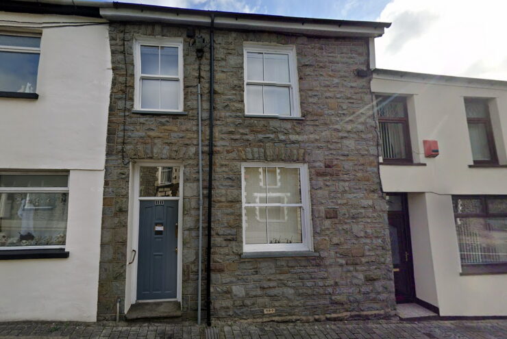 Property main image