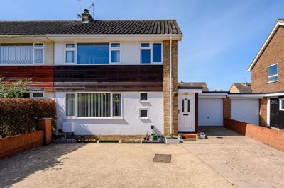 Property on Bramley Garth, YO31 0PG