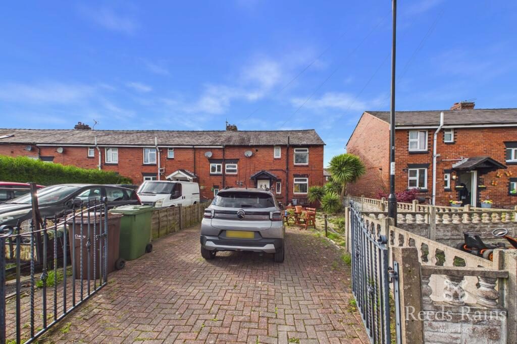 Terraced House
