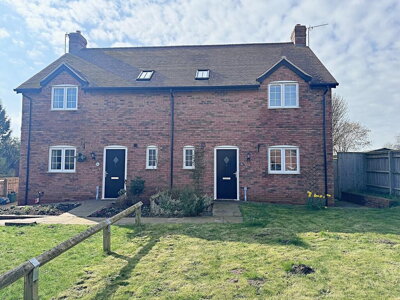 Property on Birmingham Road, CV8 3DD