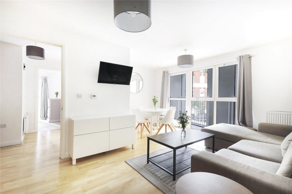 Property main image