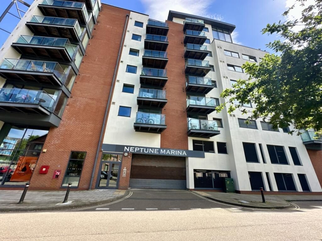 Property main image