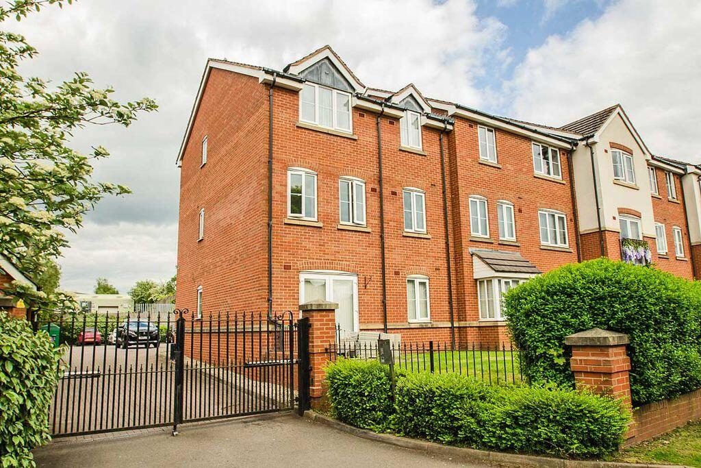 Property main image