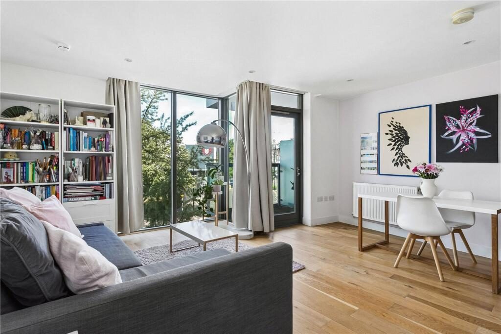 Property main image
