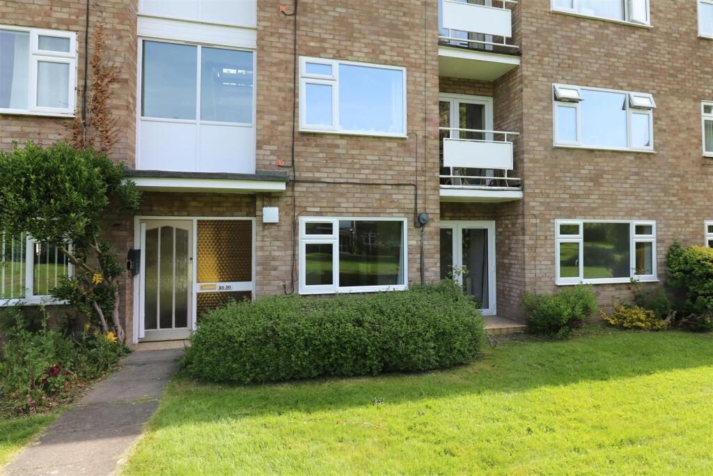 Property main image