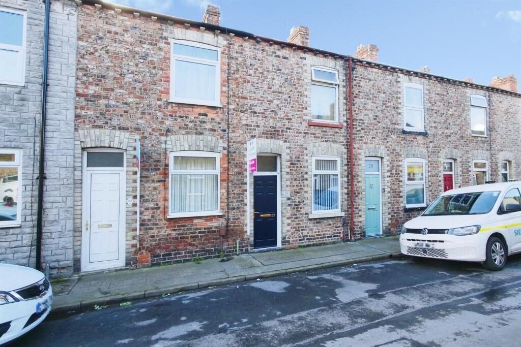 Terraced House