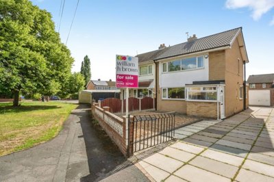 Property on Wroxham Way, DN5 8JY