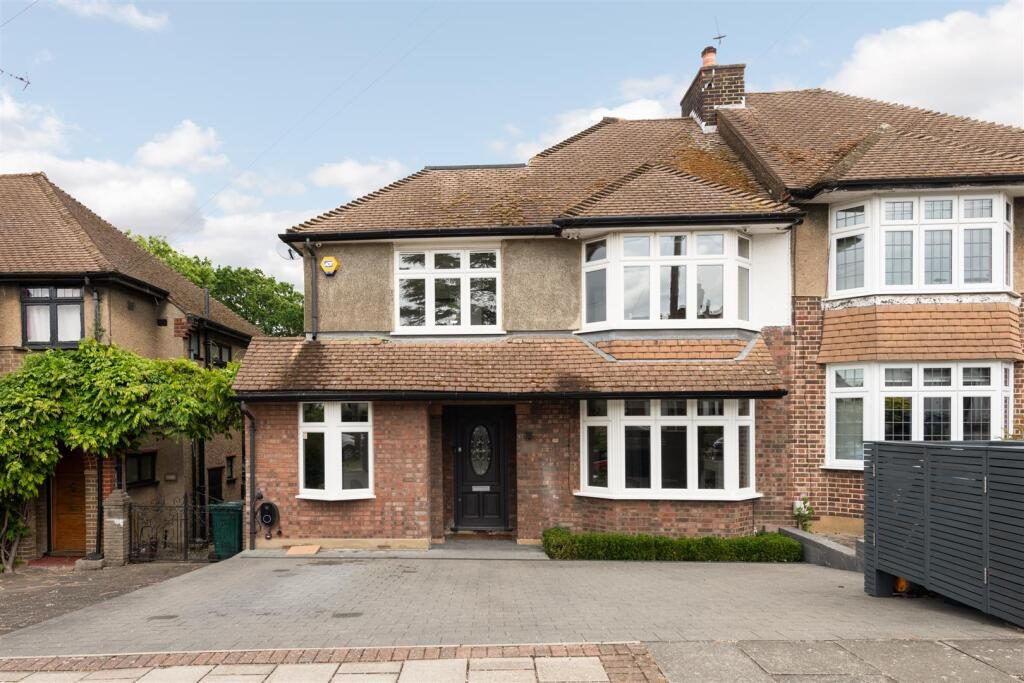 Property main image