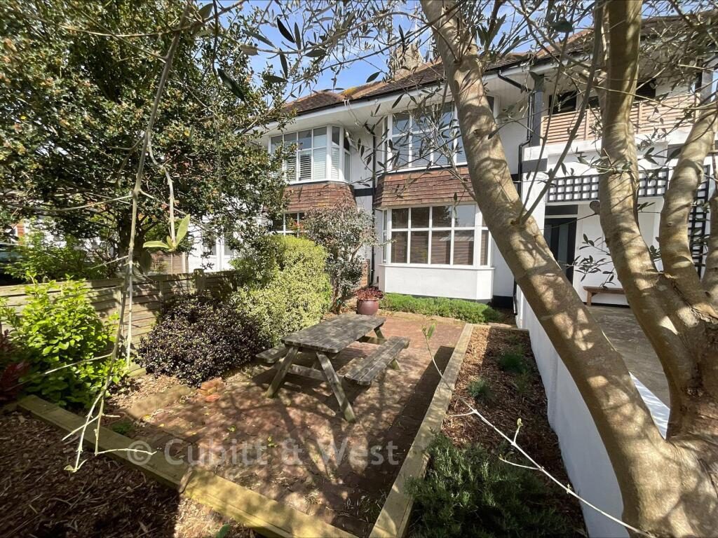 Ground Maisonette