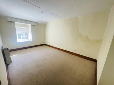 Property on Stryd Gwynant, LL55 4LY