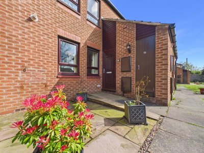 Property on St Peters Close, CA3 0BD