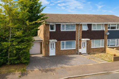 Property on Thackeray Close, SG8 5TF